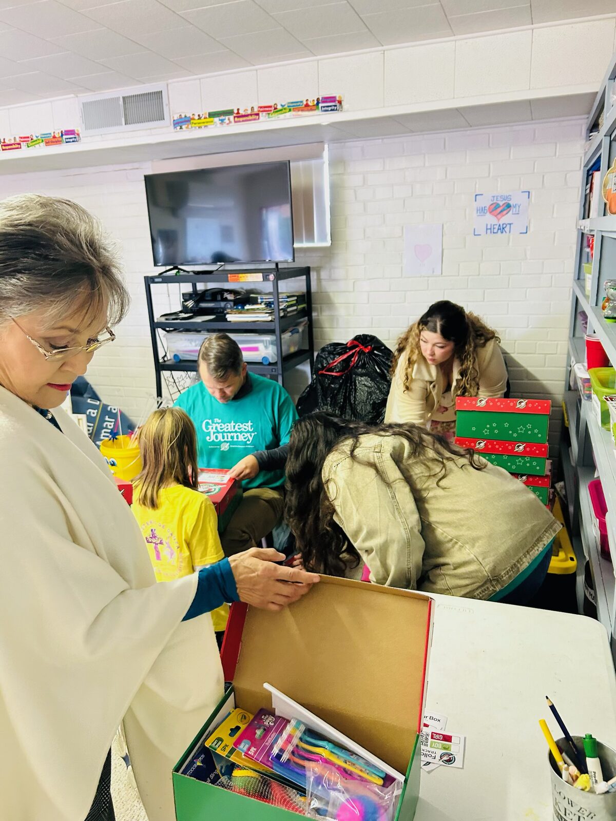 Donaciones de cajas para niños de la Sierra de Sonora